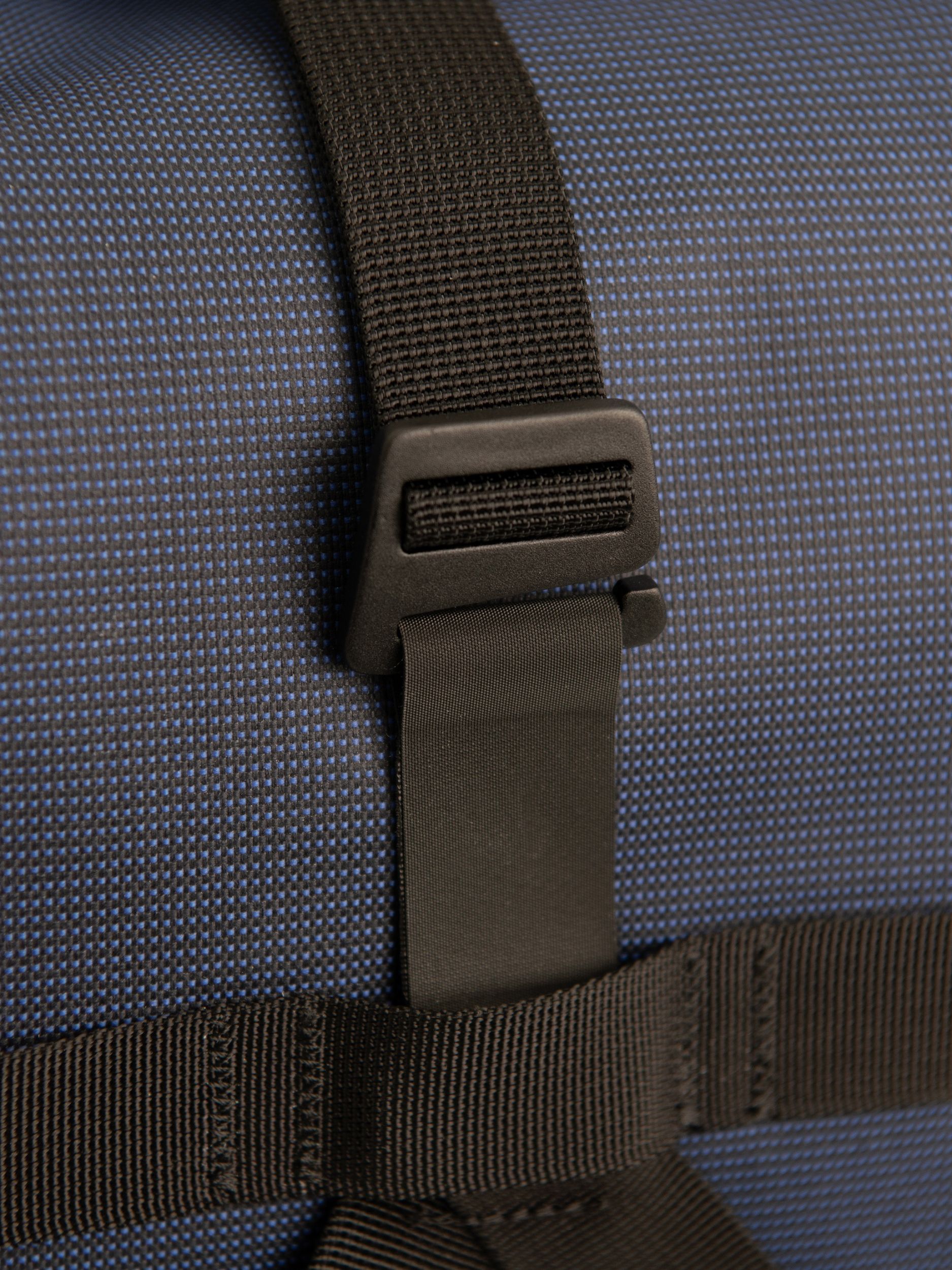 Borough Waterproof L, Navy, with frame