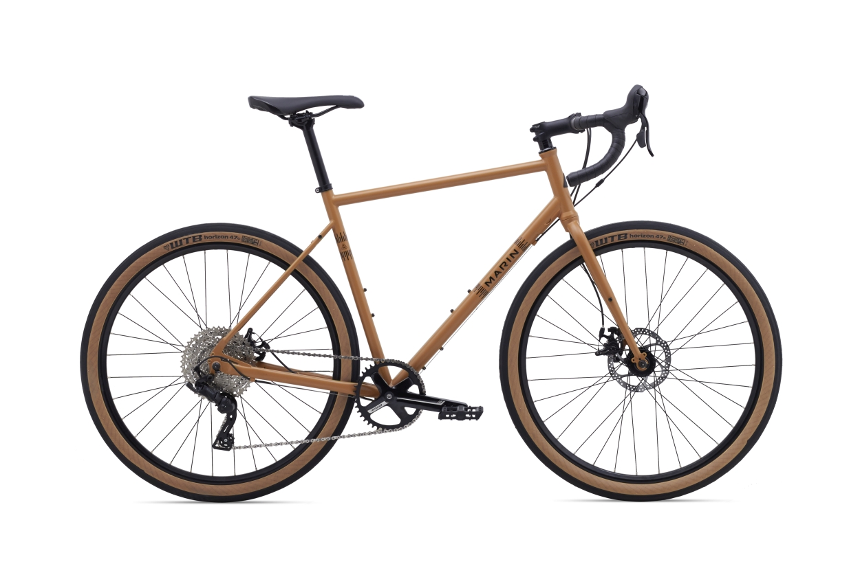 Marin Nicasio+, 54 cm, Satin Tan/Black