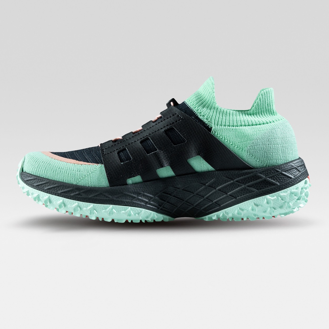UYN WOMAN ARION SHOES MINT SOLE,